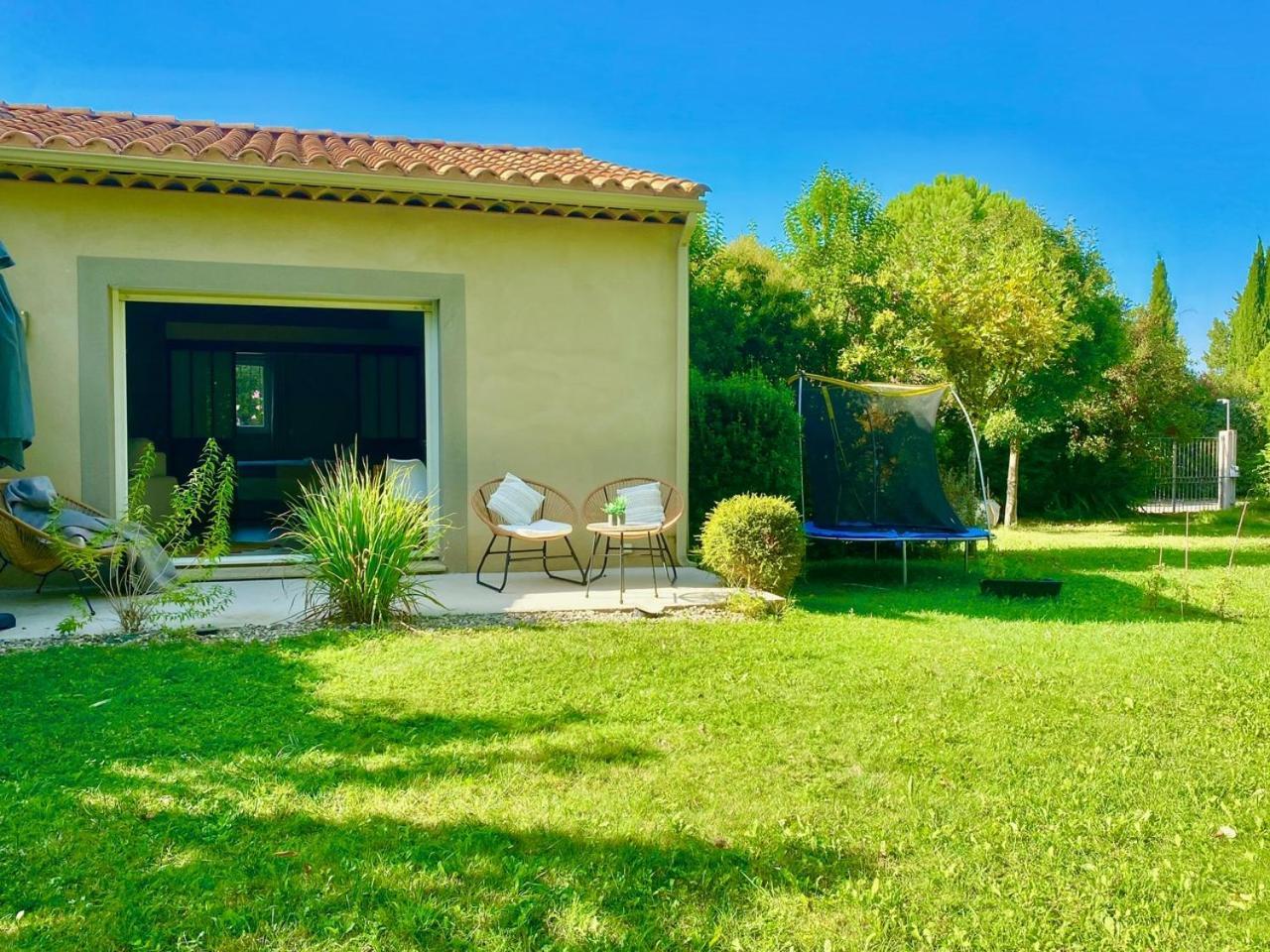 Appartement Neuf Et Au Calme Proche Avignon Althen-des-Paluds Eksteriør bilde